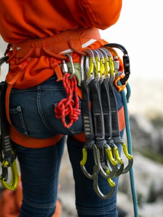 New products at the end of the textile category 01